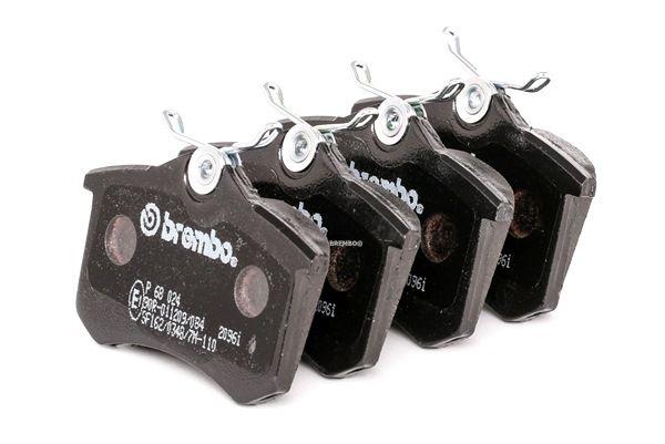 Kaufen BREMBO Bremsbelagsatz, Scheibenbremse exkl. Verschleißwarnkontakt, mit Bremssattelschrauben P 68 024 preiswert